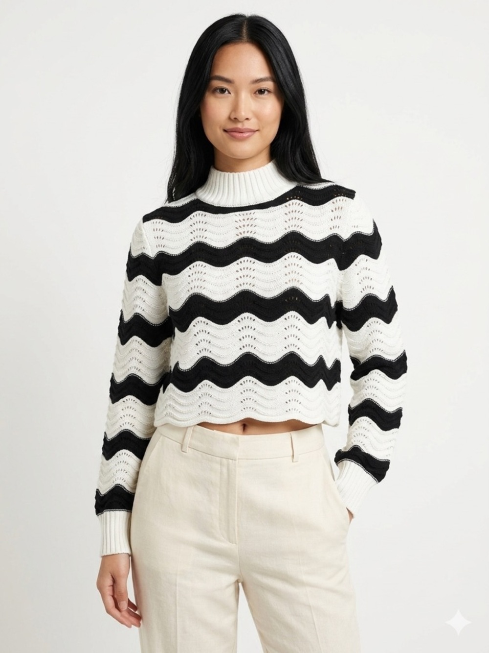 ZARA Black & Creme striped Mock Neck long sleeves light sweater size Medium